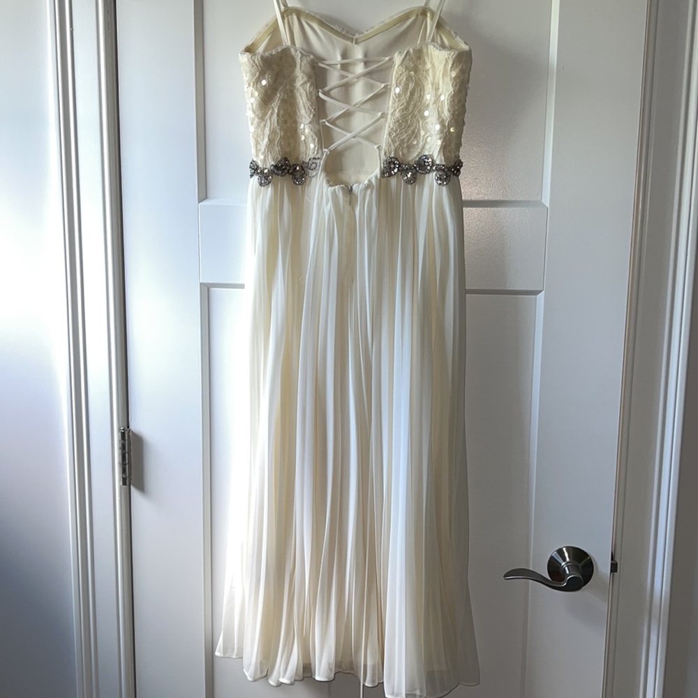 Betsy & Adam | ivory wedding dress or rehearsal dress or event - Picture 5 of 11